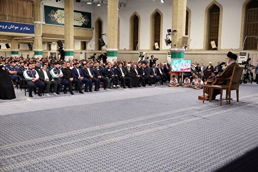 تعیین خط مشی سیاست خارجی